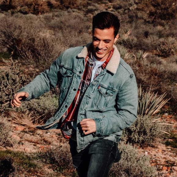 Meet your Posher, Blake - Picture 1 of 1